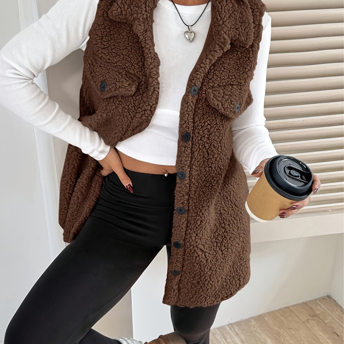 AURA | Elegancka wełniana kamizelka bez rękawów