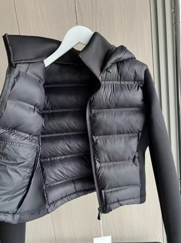 LORA | Czarna Kurtka Puchowa z Kapturem